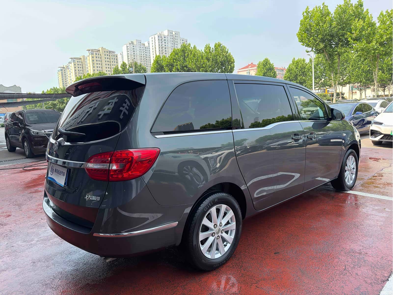 Buick GL8, 2020 6