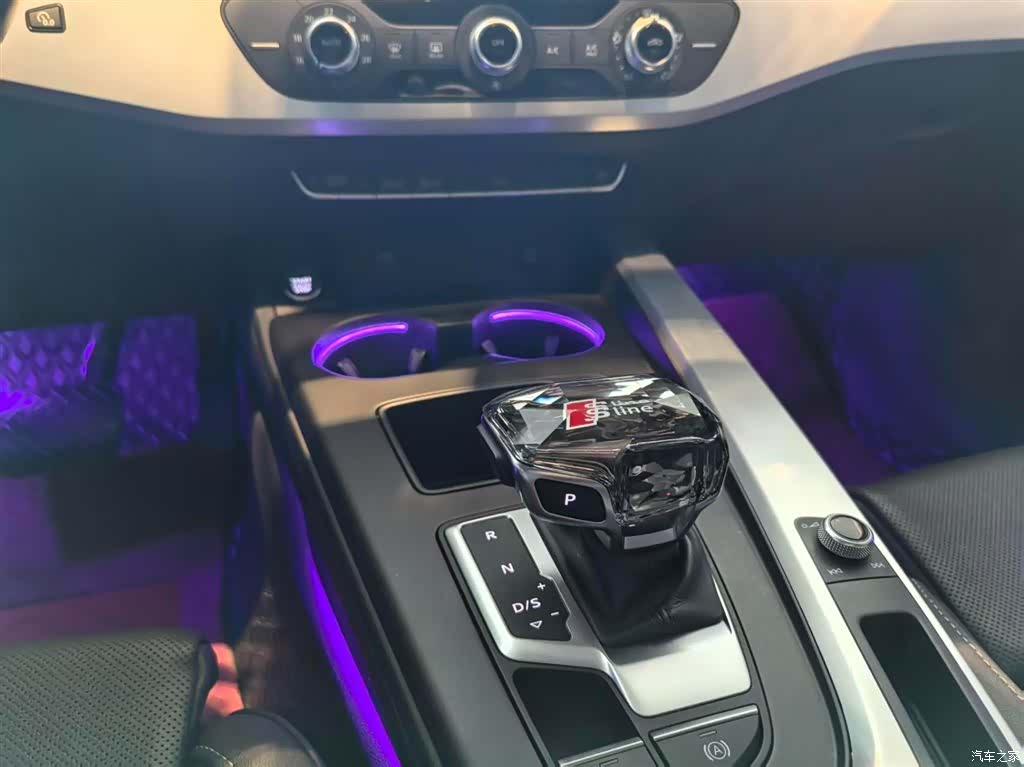 Audi A4L, 2022 12