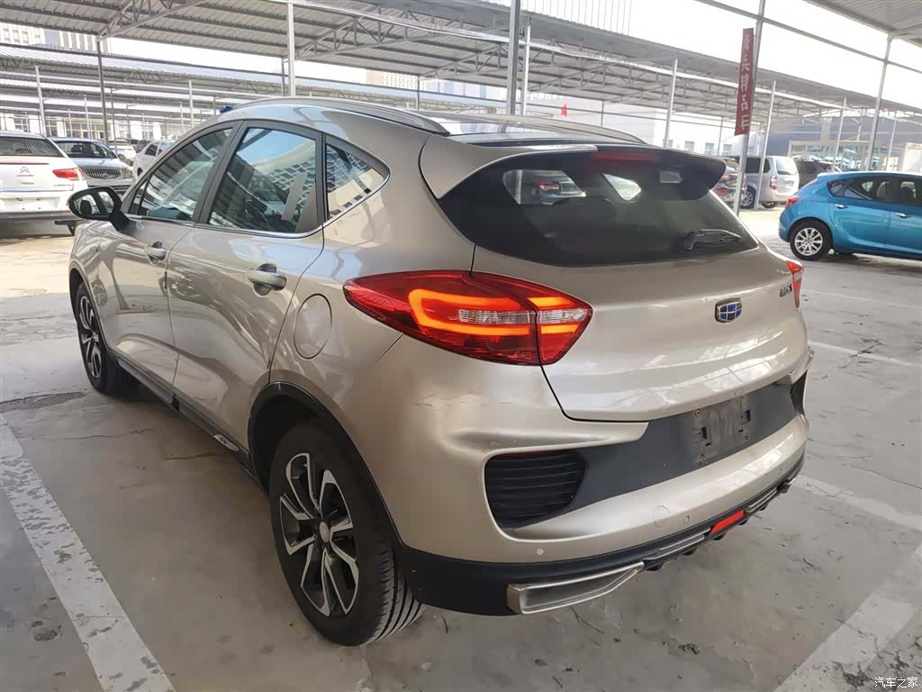 Geely Emgrand, 2018 23