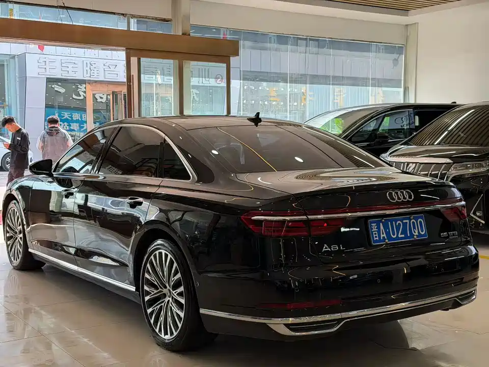 Audi A8 Audi A8