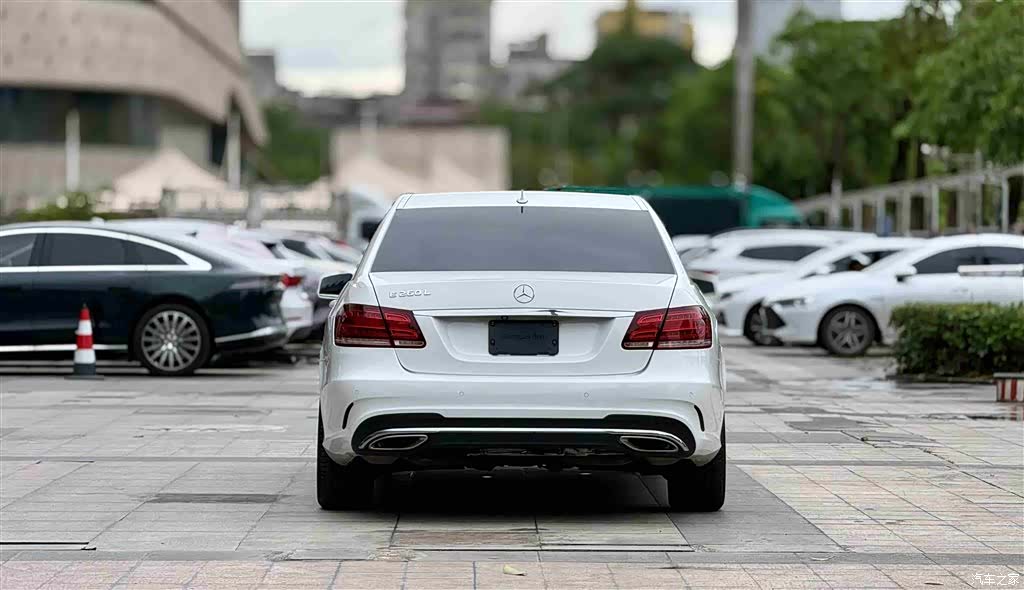 Mercedes-Benz E-Class, 2016 4