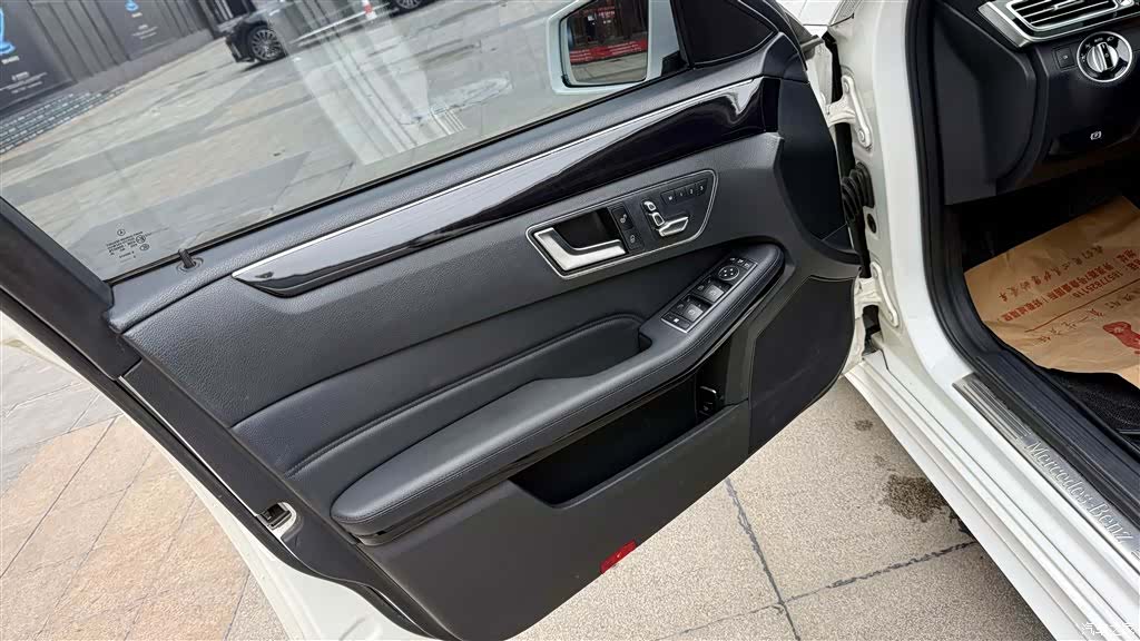 Mercedes-Benz E-Class, 2016 11