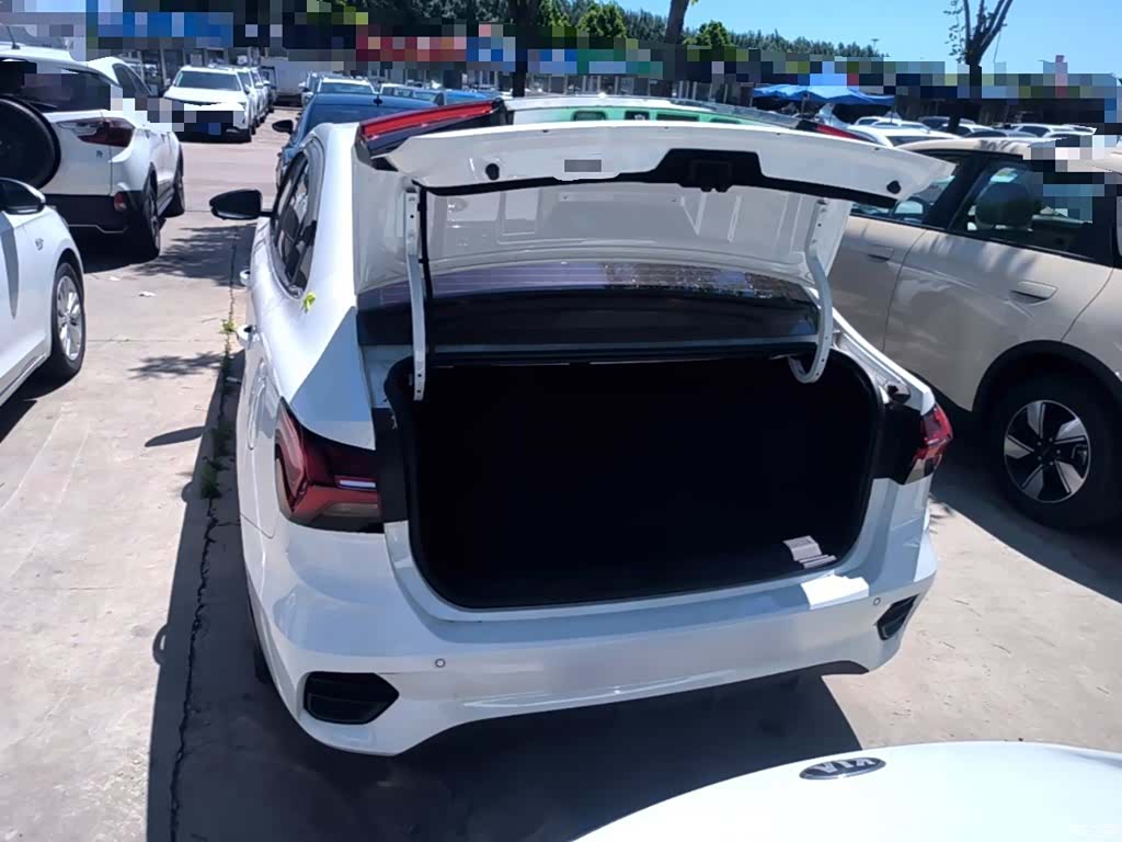 Roewe i5, 2023 19