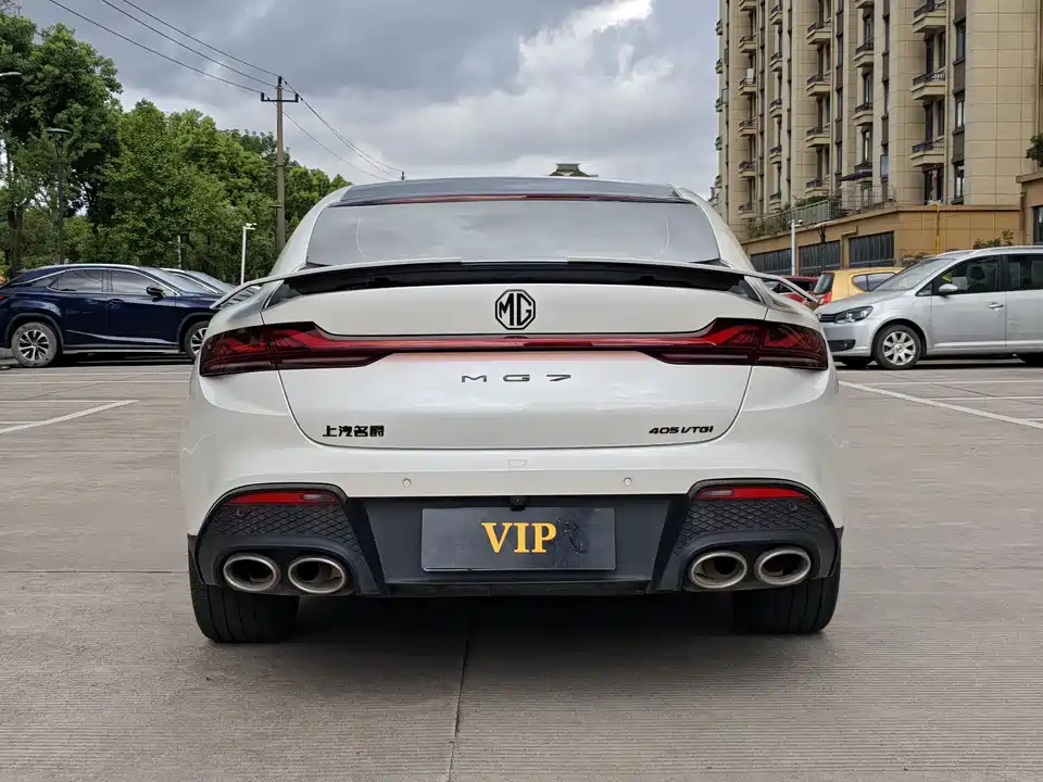 MG MG7