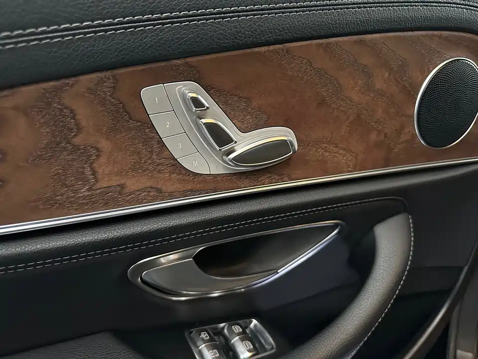 Mercedes-Benz E-class Mercedes-Benz E-class