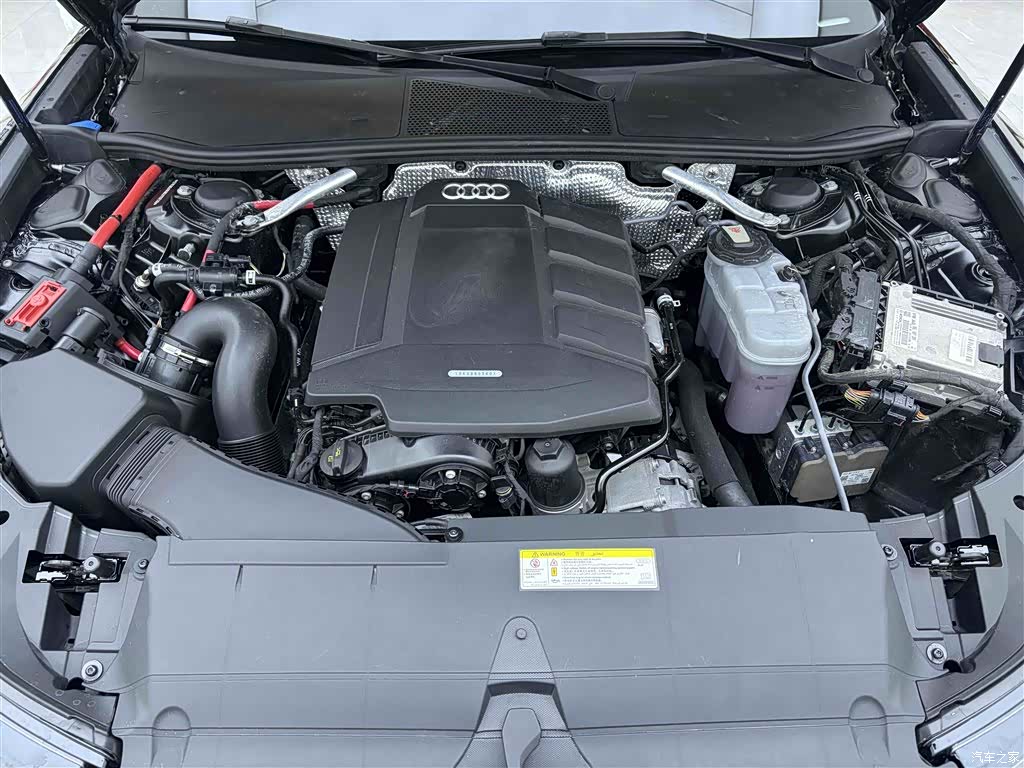 Audi A6L, 2019 11