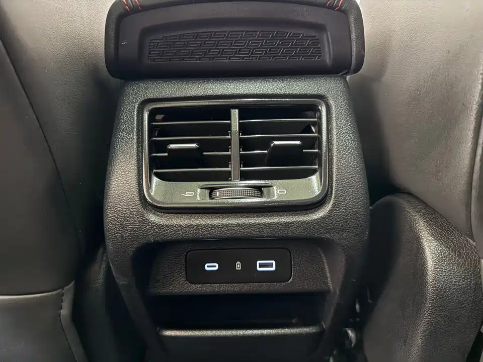 Geely Tugella (рест)