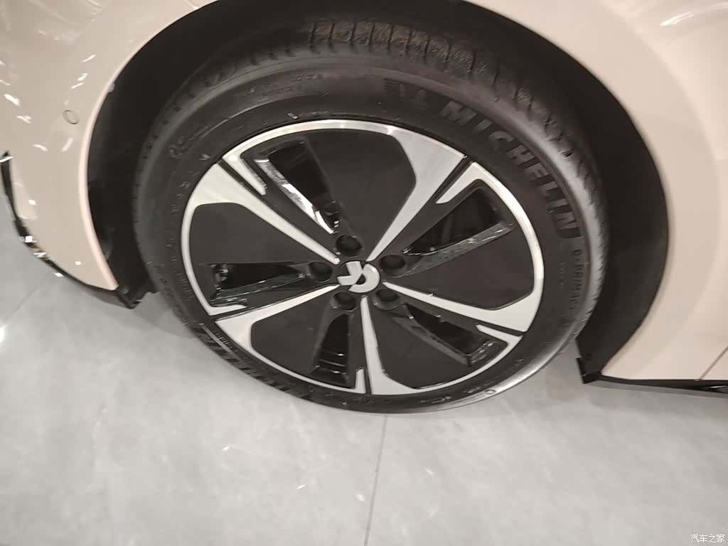 NIO ET5, 2025 23