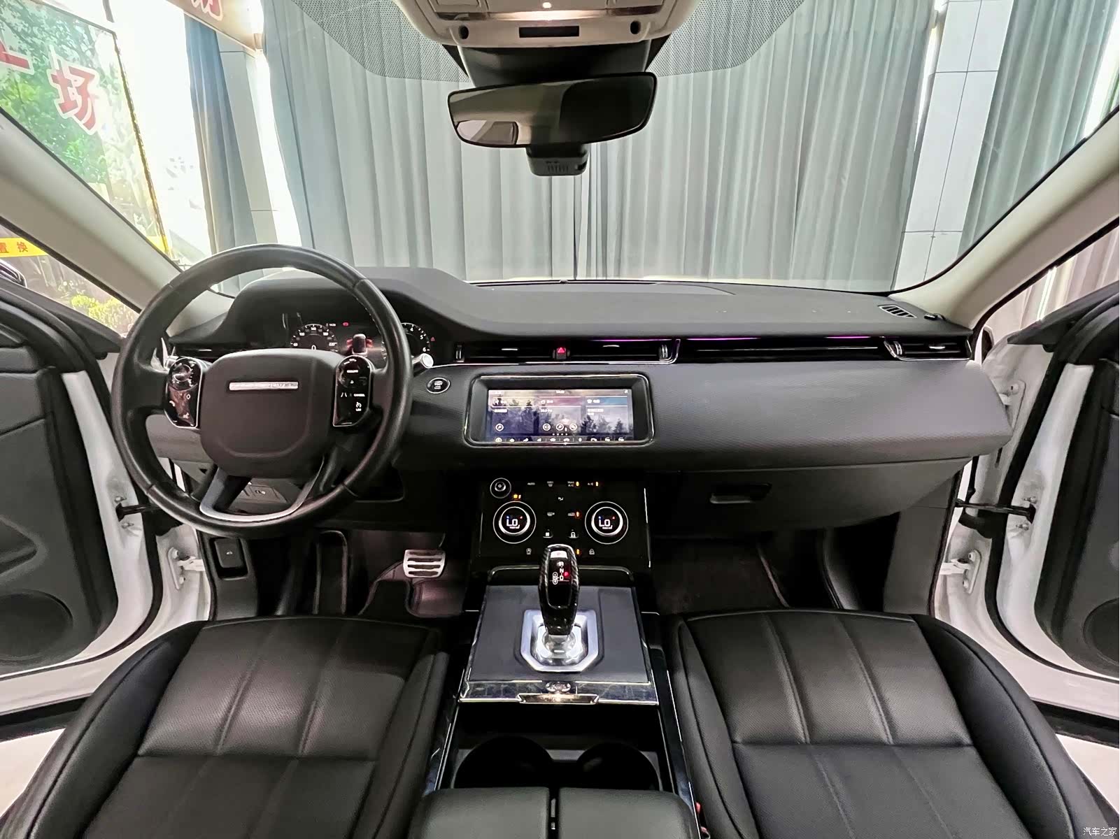 Land Rover Range Rover, 2020 16