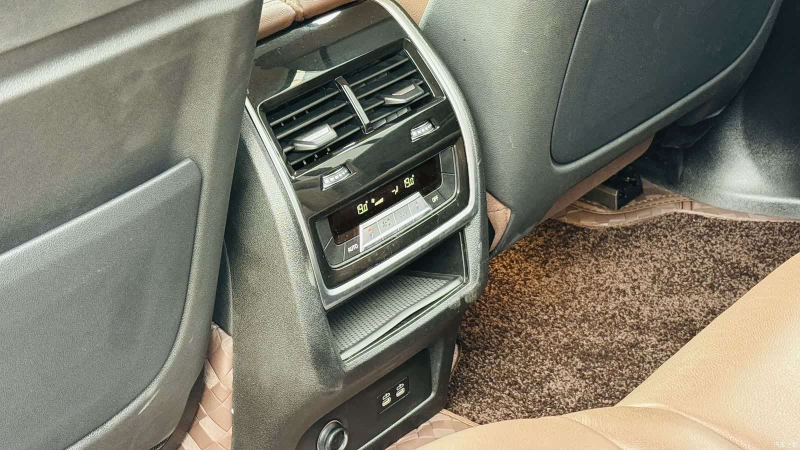 BMW X7, 2021 16
