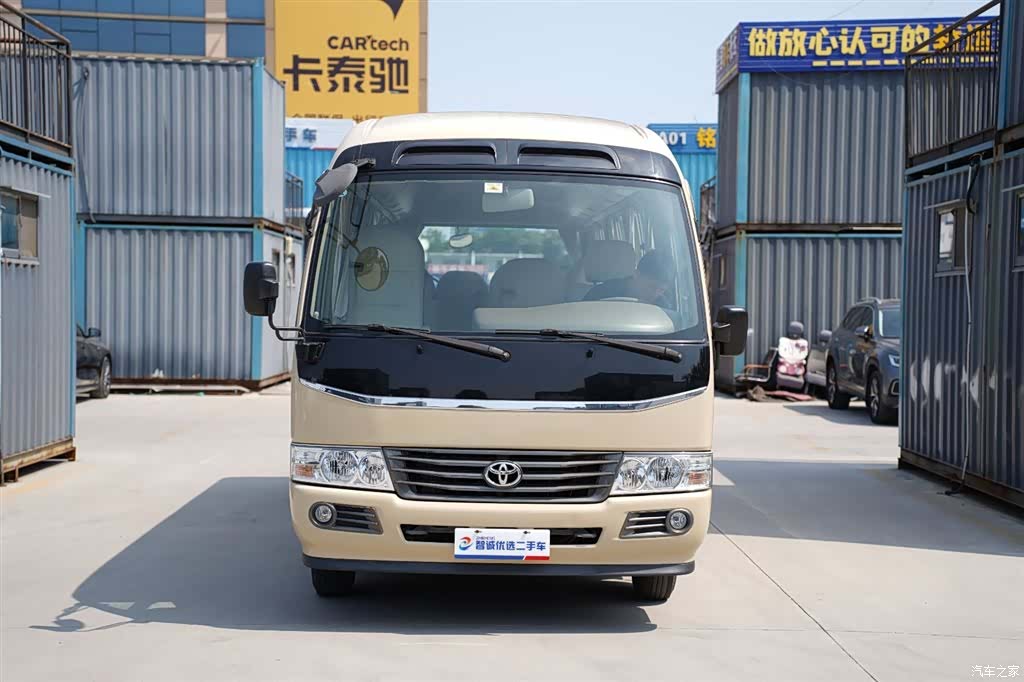 Toyota Coaster, 2016 2