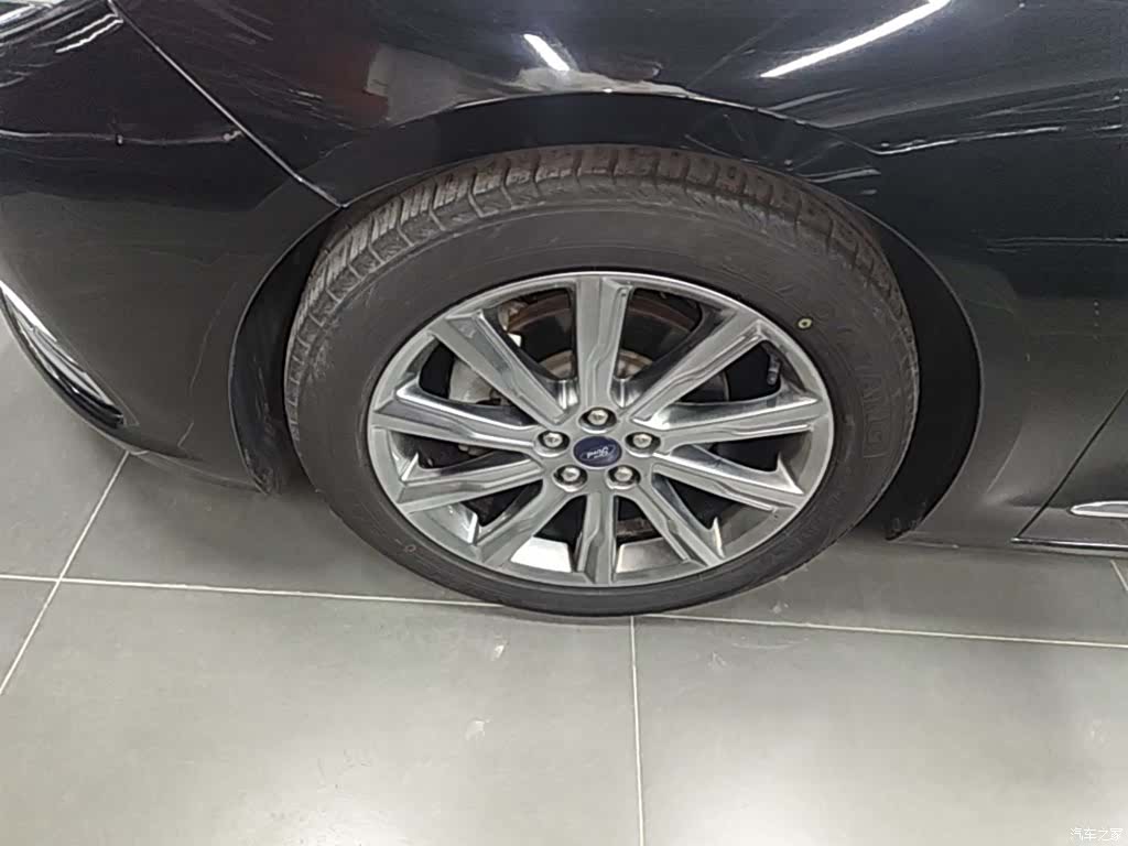 Ford Taurus, 2021 23