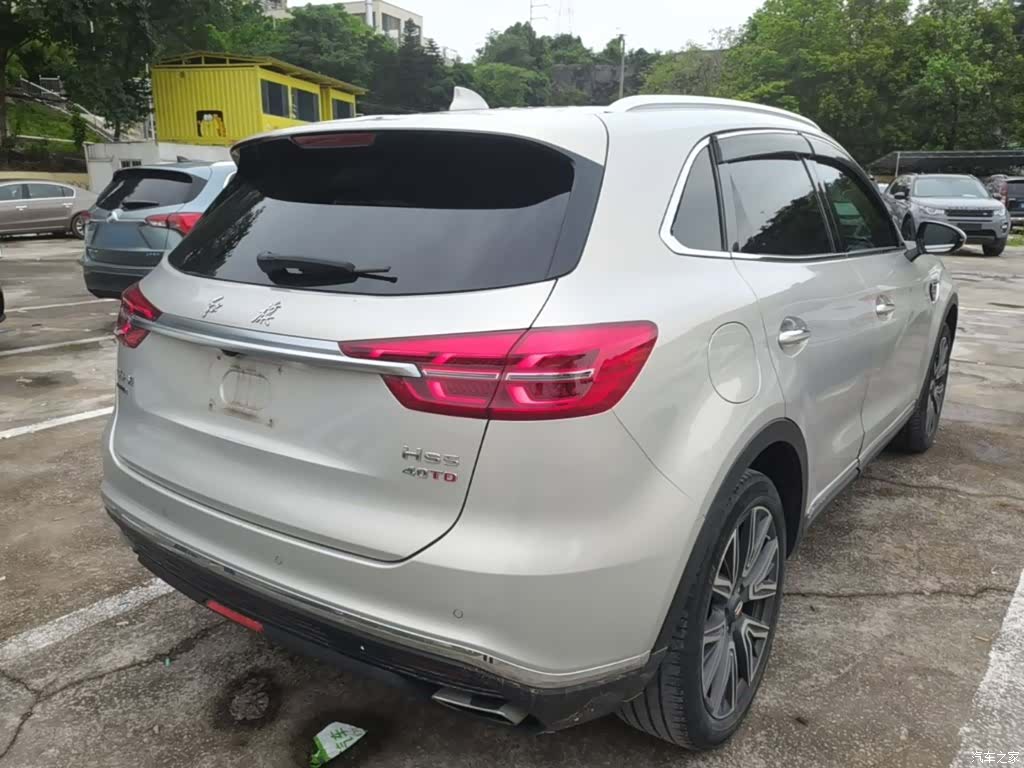 Hongqi HS5, 2022 7