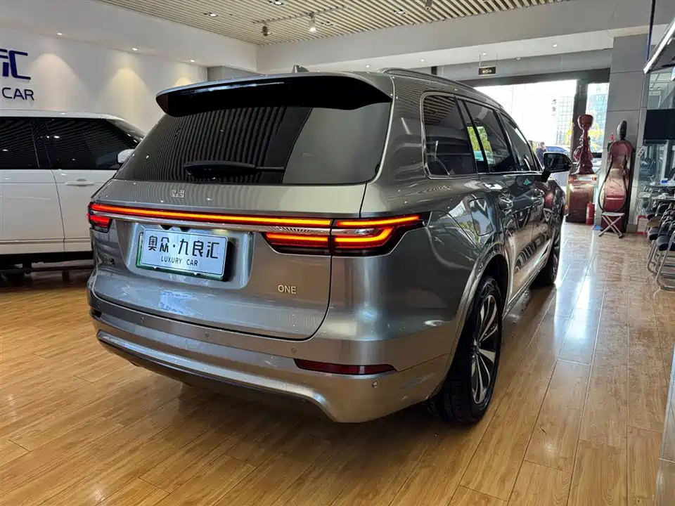 Li Auto Ideal ONE