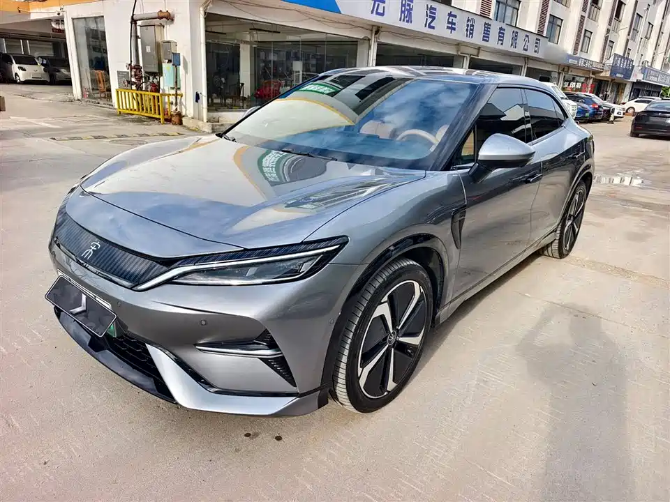 BYD Song L EV