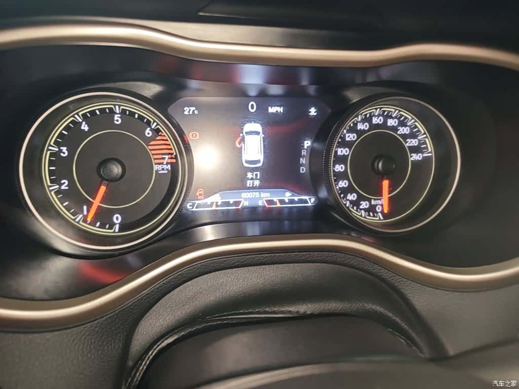 Jeep Cherokee, 2018 12
