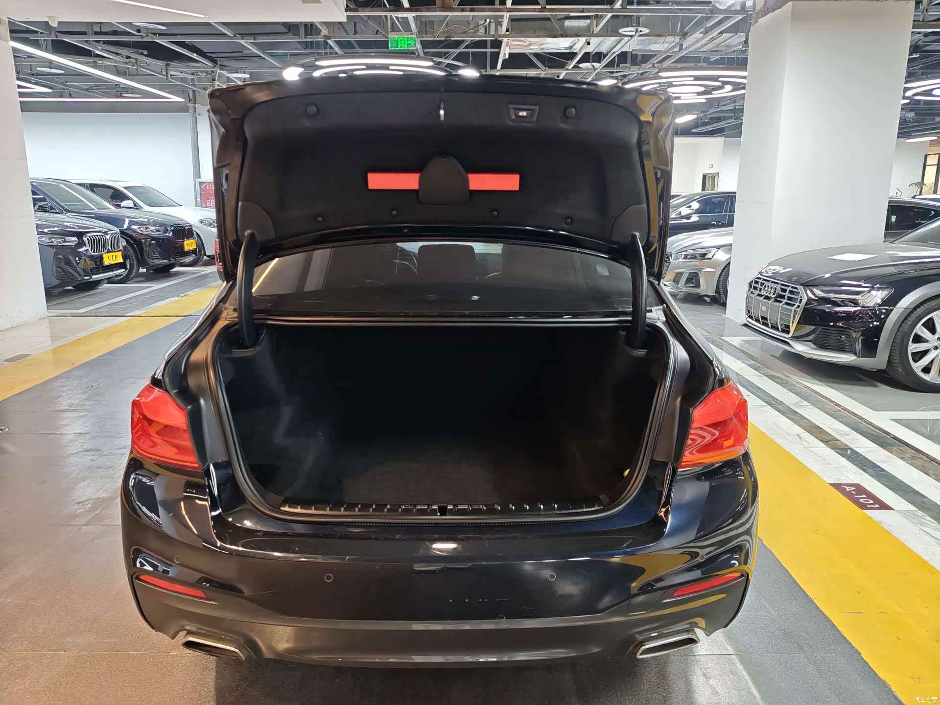 BMW 5 Series, 2019 12