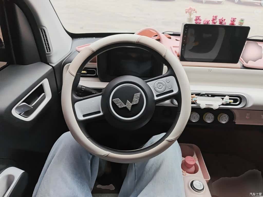 Wuling MINIEV, 2025 11
