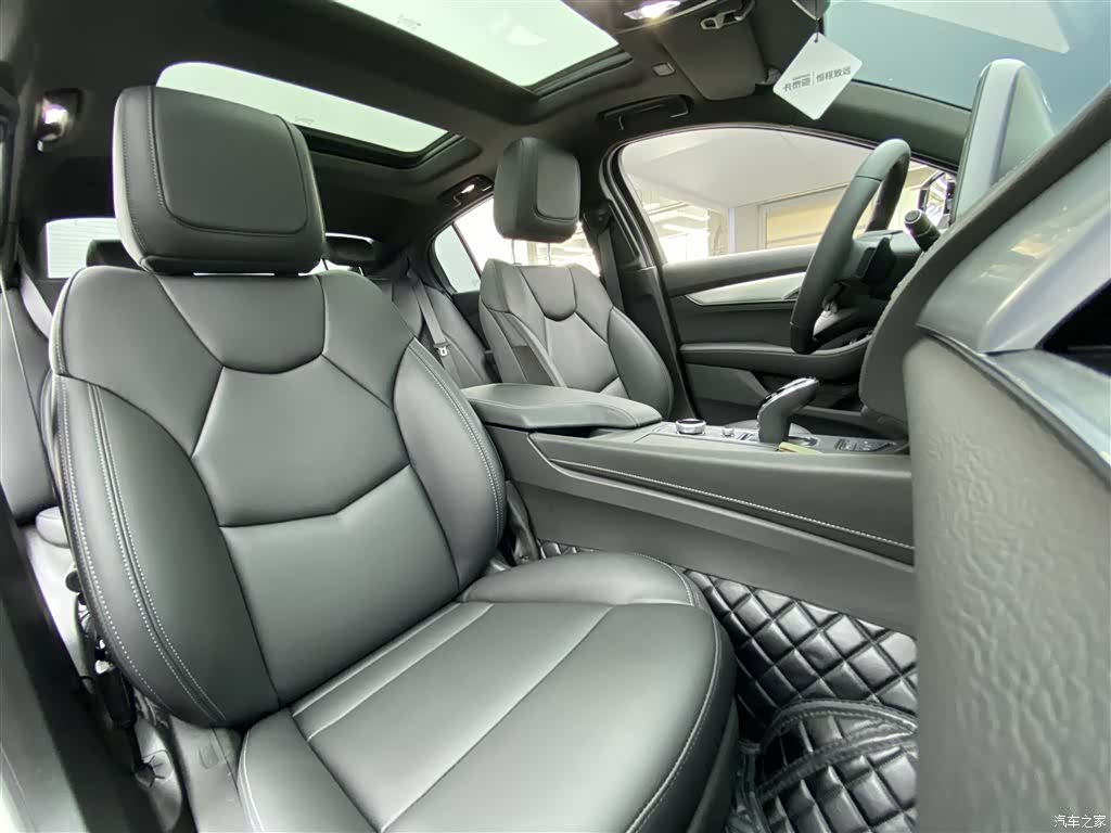 Cadillac CT5, 2024 10