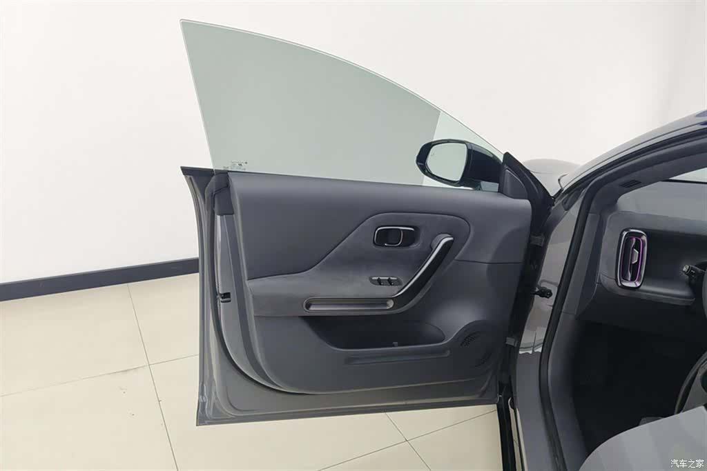 Leapmotor Lafa5, 2025 7
