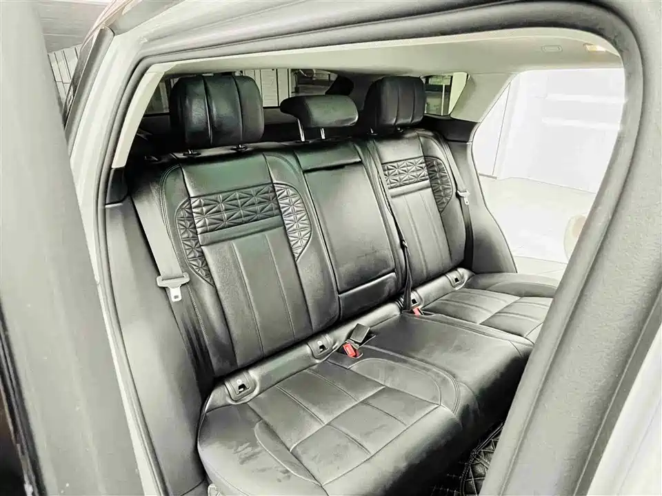 Land Rover Range Rover Aurora