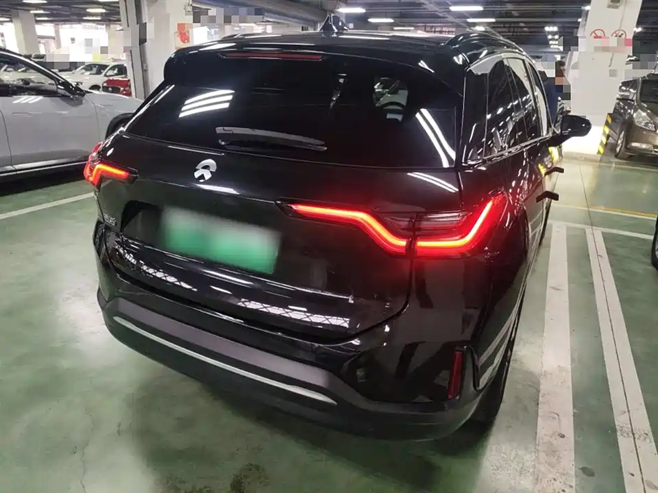 NIO ES6