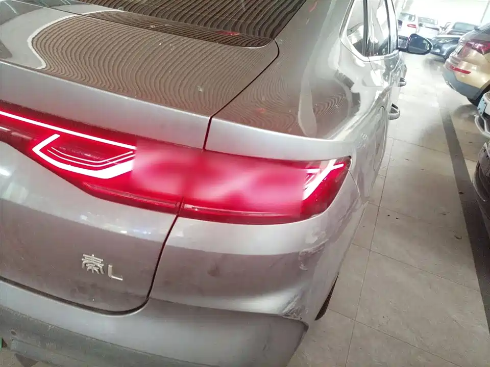 BYD Qin L