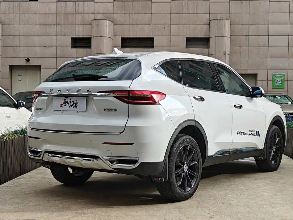 Haval F7