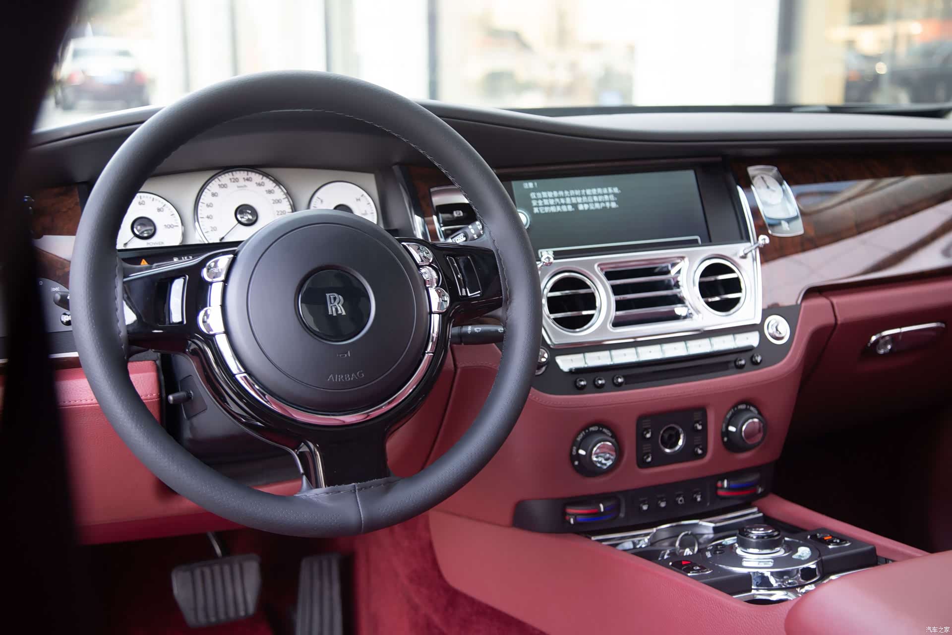 Rolls-Royce Ghost, 2012 12