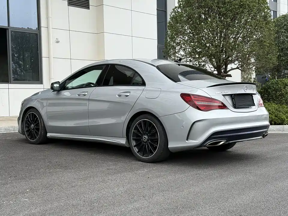 Mercedes-Benz CLA