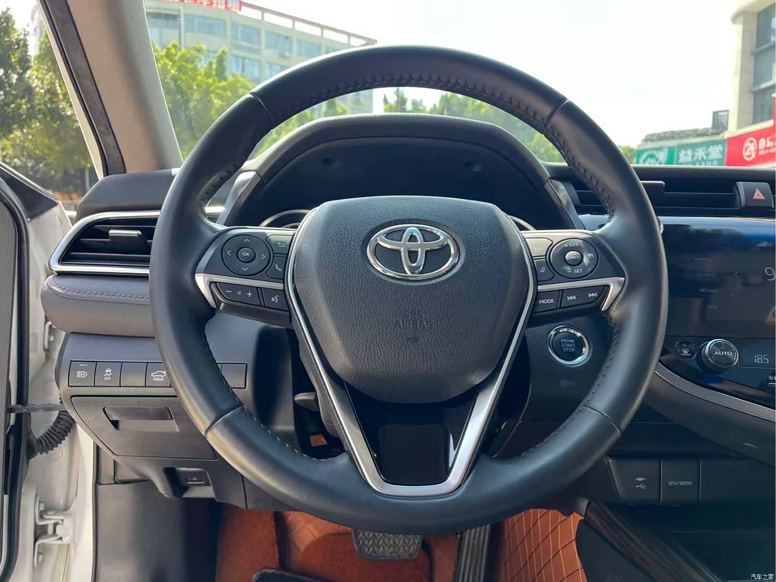 Toyota Camry, 2019 34