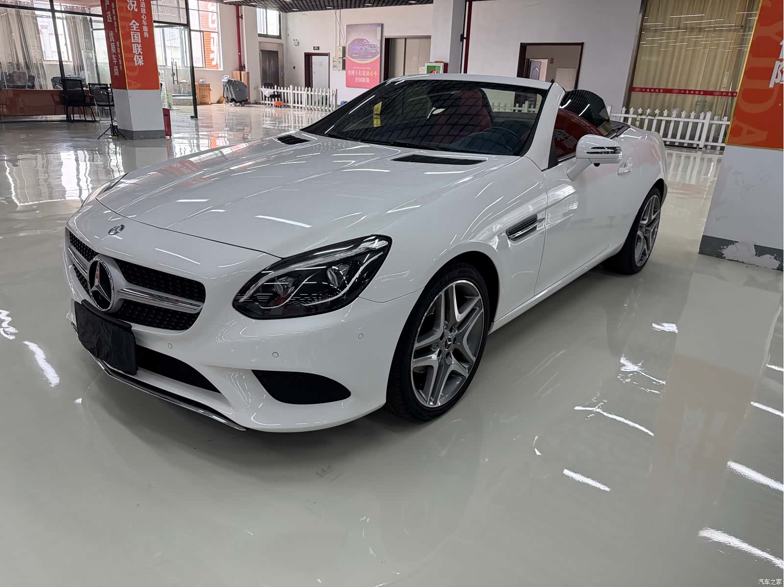 Mercedes-Benz SLC, 2019 1
