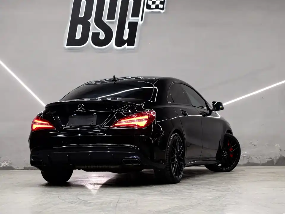 Mercedes-Benz CLA AMG
