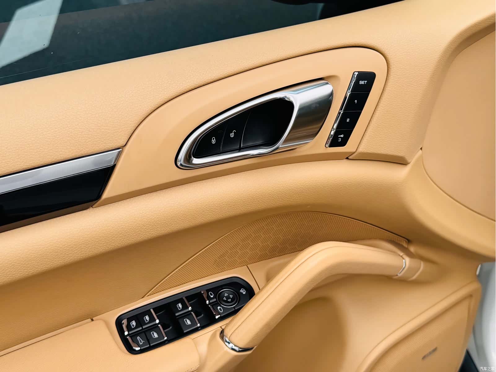 Porsche Cayenne, 2014 7