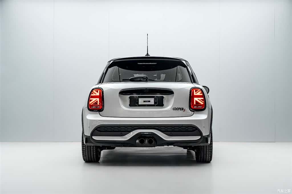 Mini Cooper, 2024 все фото