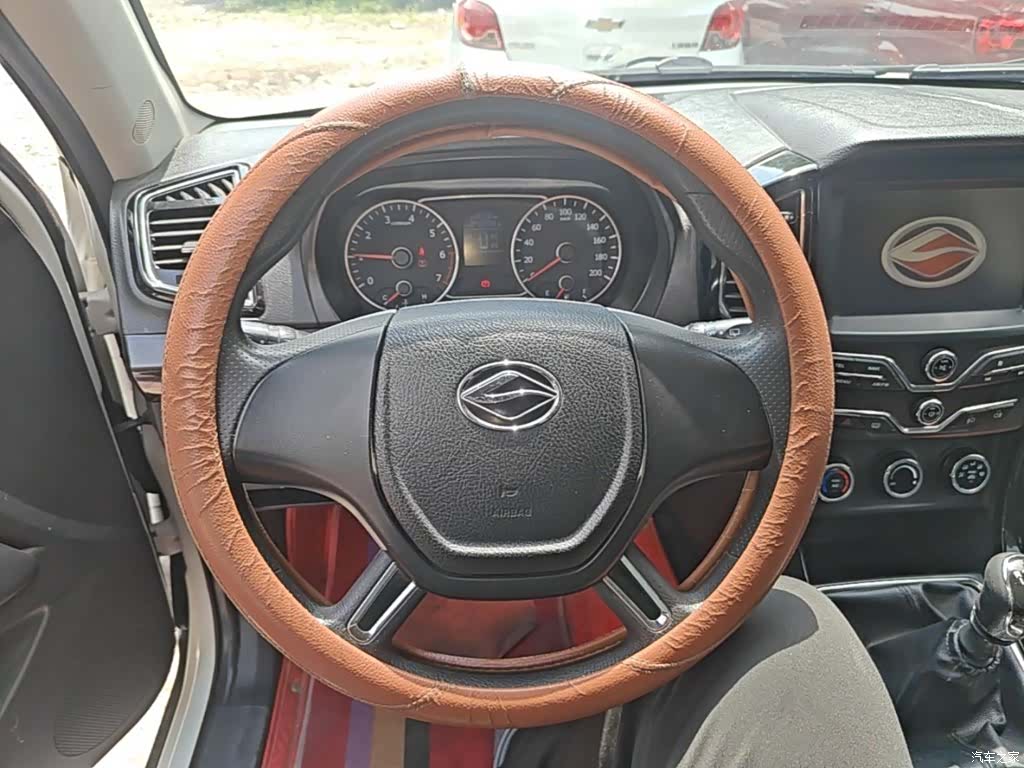 Landwind X8, 2017 11