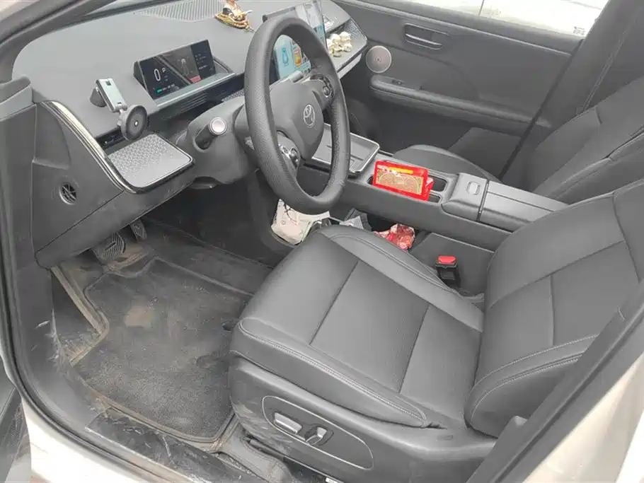 Toyota Platinum Wisdom 4X