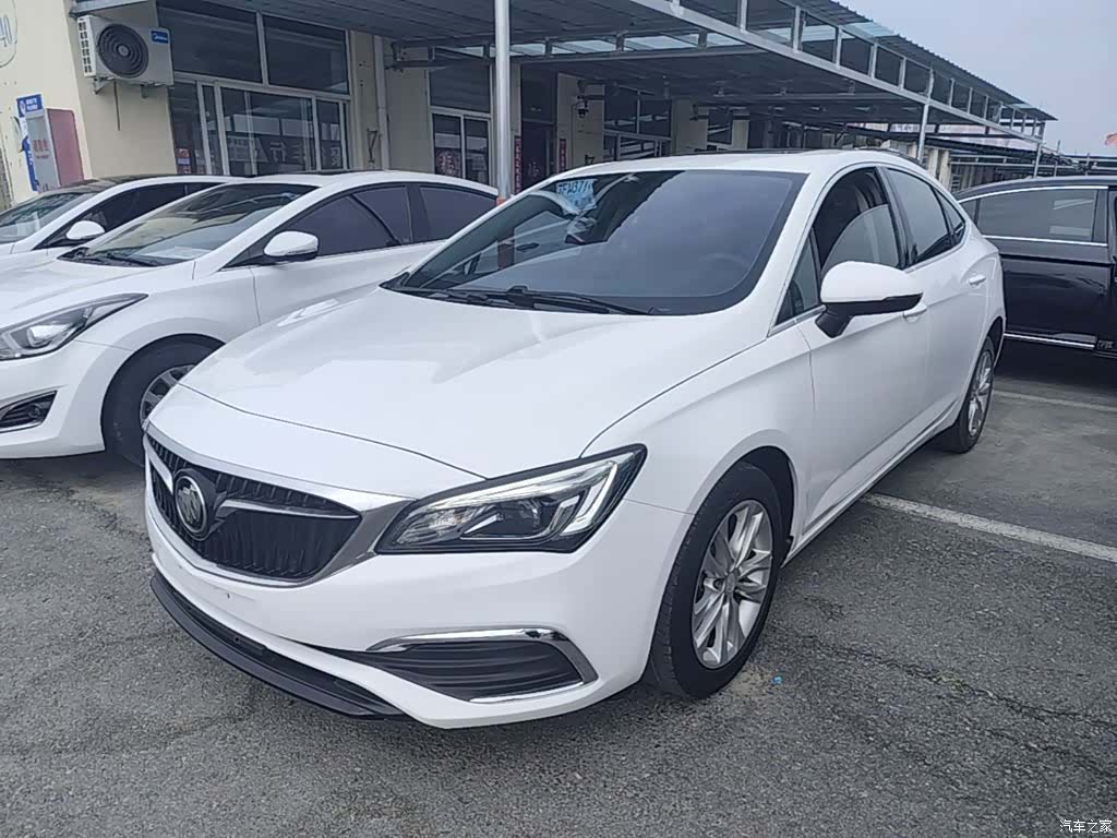 Buick Verano, 2018 1