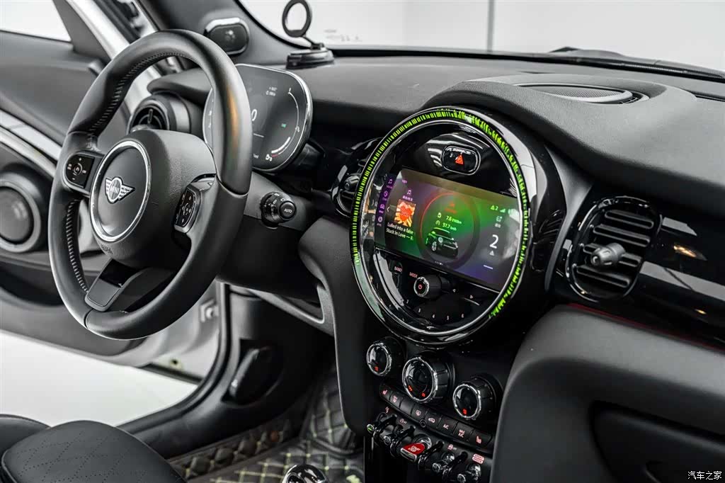 Mini Cooper, 2024 20