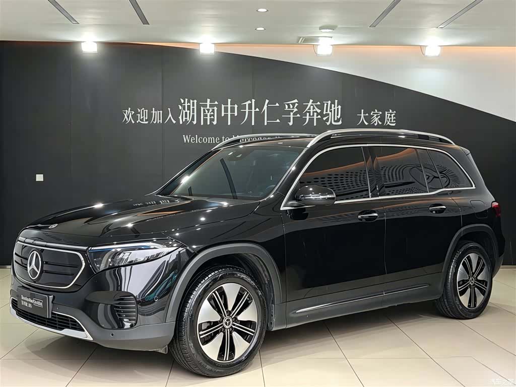 Mercedes-Benz EQB, 2023 1