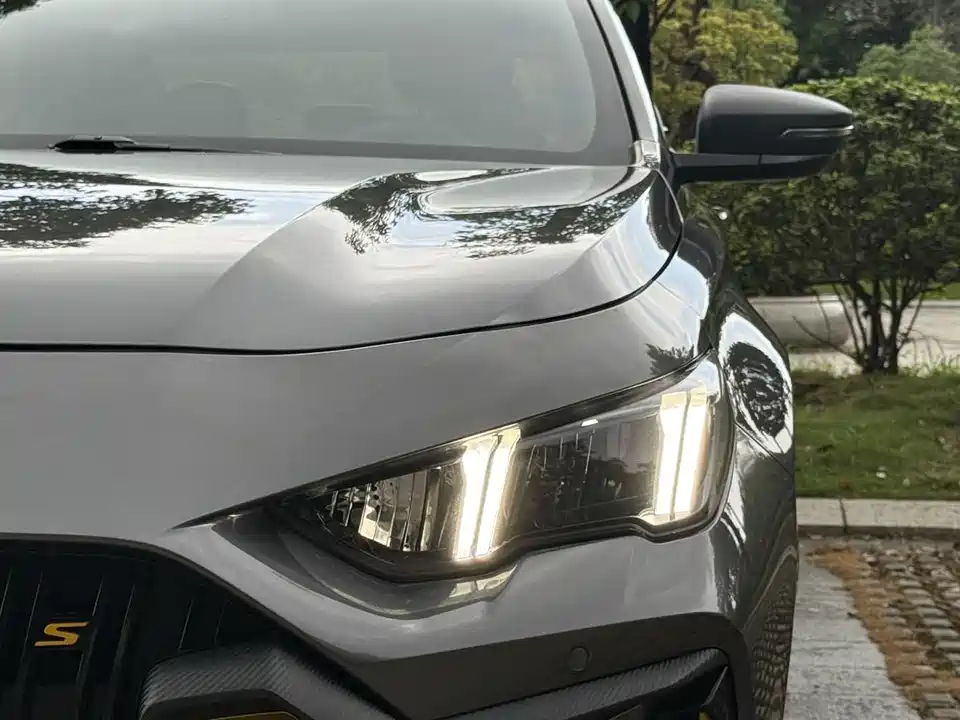 Trumpchi Shadow Leopard