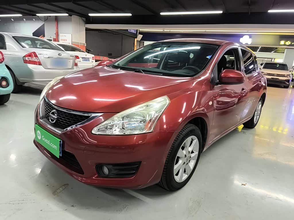 Nissan TIIDA