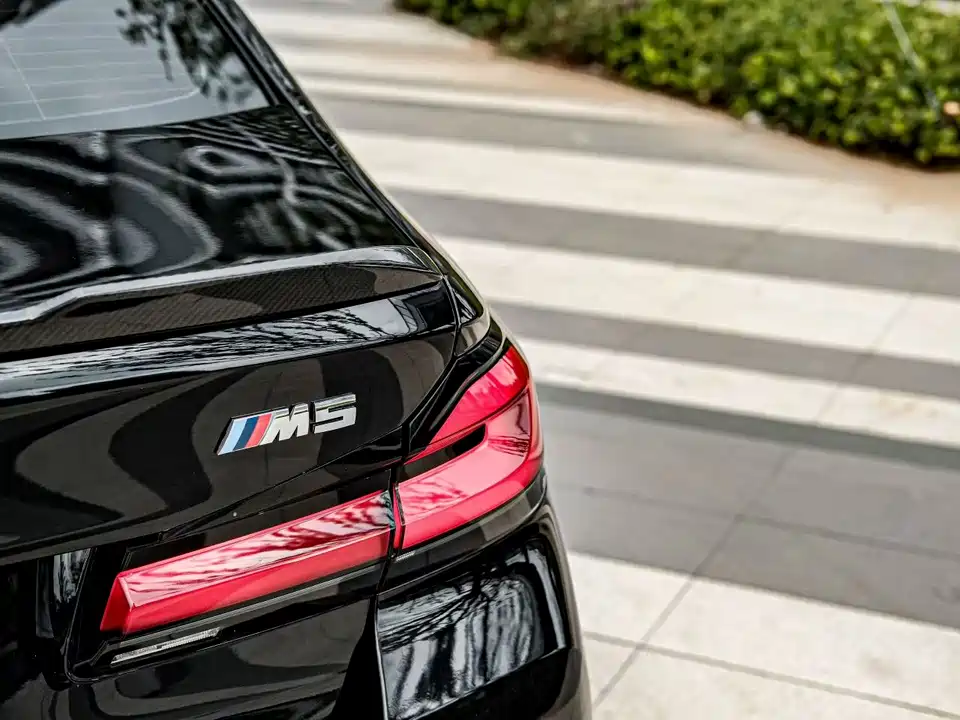 BMW M5