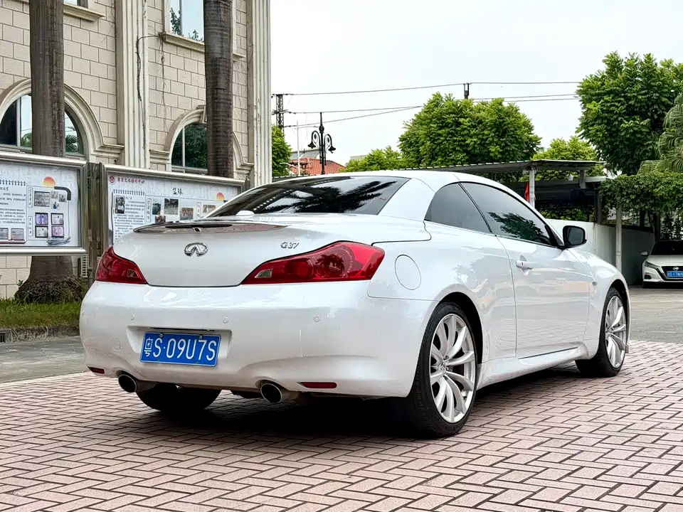 Infiniti G series