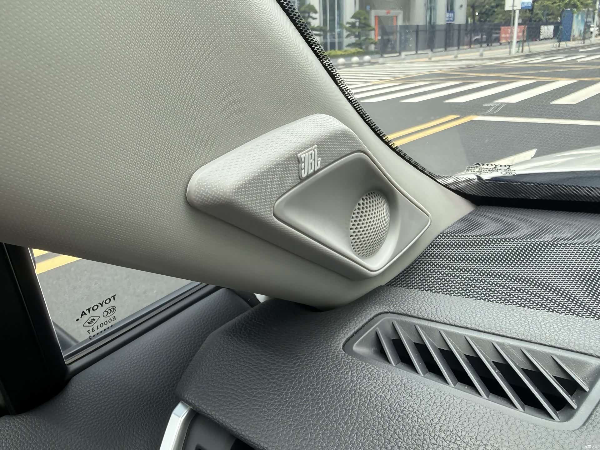Toyota RAV4, 2022 14
