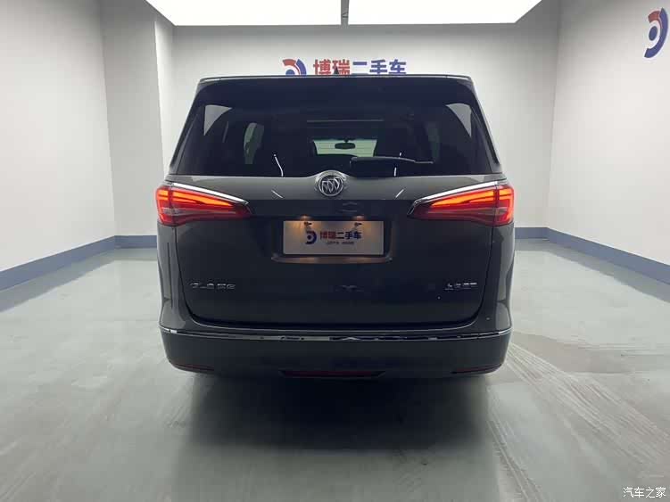 Buick GL8, 2017 22