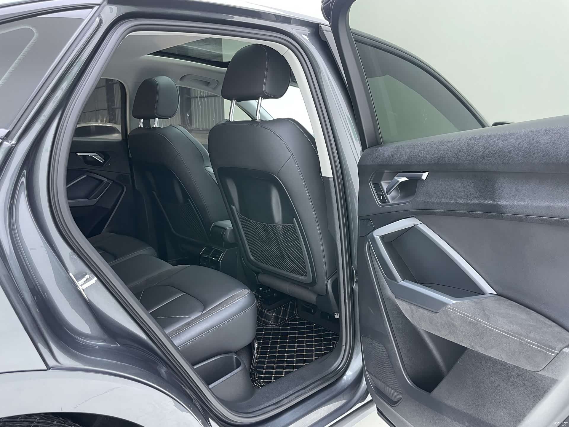 Audi Q3, 2023 27