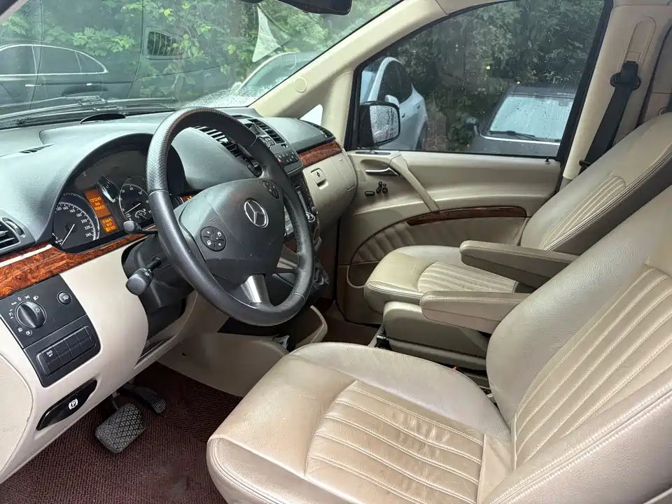 Mercedes-Benz Viano