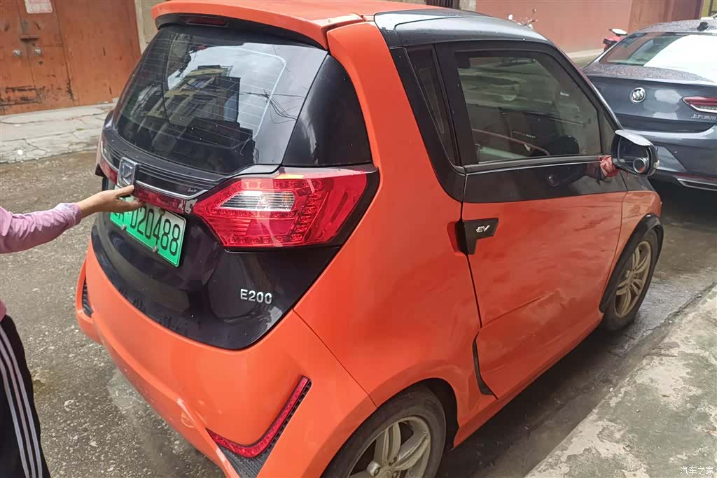 Zotye E200, 2017 3