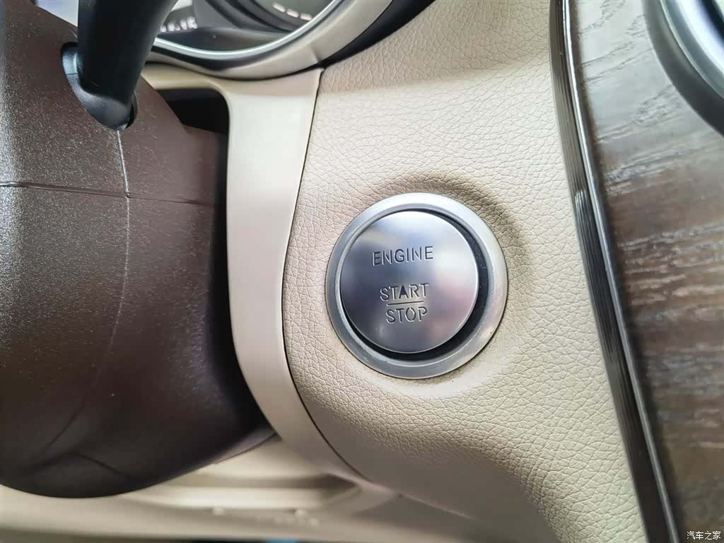 Mercedes-Benz GLC, 2018 28